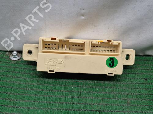 Used Electronic module HYUNDAI i30 (FD) 1.6 CRDi (116 hp) 28586273