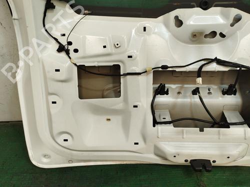 Tailgate PEUGEOT 5008 II (MC_, MJ_, MR_, M4_) 1.6 BlueHDi 120 (MCBHZH, MCBHZW) | BP29606770C6 