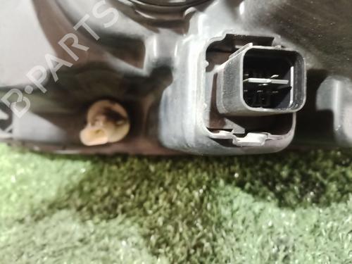 Right headlight KIA SORENTO I (JC) 2.5 CRDi 4WD | BP21725139C29 