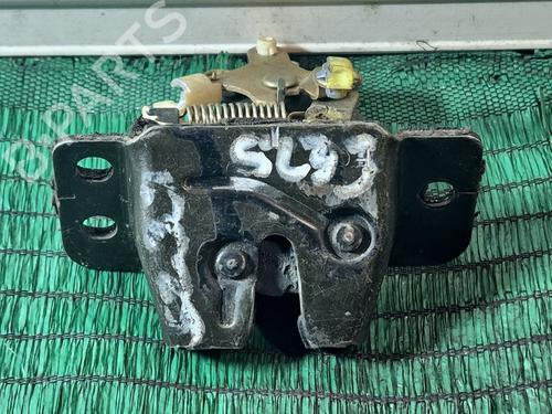 Used Tailgate lock HYUNDAI TRAJET (FO) 2.0 (136 hp) 32169845