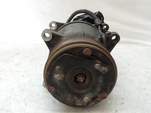 Used AC compressor PEUGEOT 406 (8B) [1995-2005]  8107028