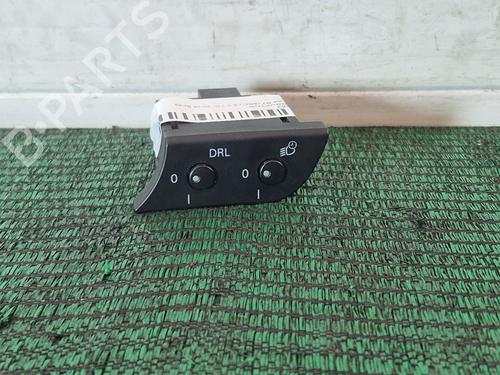 Used Switch Switch AUDI A4 B7 (8EC) 2.5 TDI (163 hp) 36040001 36040001