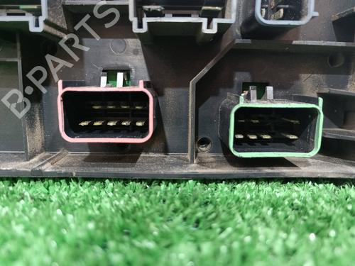 Fuse box CHRYSLER VOYAGER / GRAND VOYAGER III (GS_, NS_)  | BP13527547E1