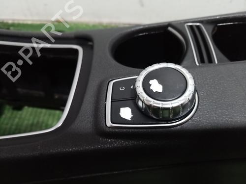 Middle console MERCEDES-BENZ CLA Coupe (C117) CLA 180 (117.342) | BP22758403I22 