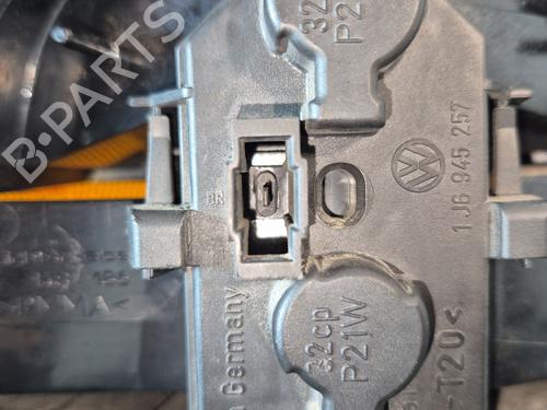 Right taillight VW GOLF IV (1J1) 1.9 TDI | BP30962891C35