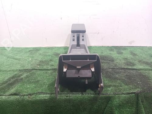 Used Middle console NISSAN TERRANO II (R20) 2.7 TDi 4WD (125 hp) 15289244