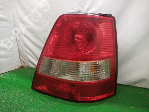 Used Right taillight KIA SORENTO I (JC) 2.5 CRDi 4WD (140 hp) 29180975