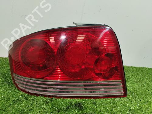 Left taillight HYUNDAI SONATA IV (EF) [1998-2005]  17387987