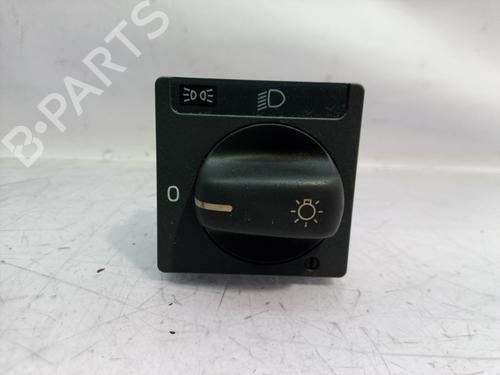 Used Headlight switch VOLVO V70 I (875, 876) 2.4 (140 hp) 9541762