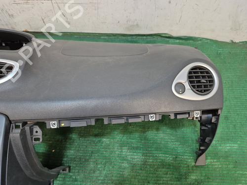 Dashboard RENAULT CLIO III (BR0/1, CR0/1) 1.2 16V (BR02, BR0J, BR11, CR02, CR0J, CR11) | BP28816288C46 