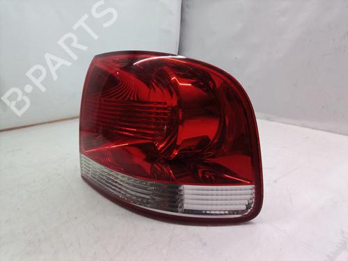 Right taillight VW TOUAREG (7LA, 7L6, 7L7) 3.0 V6 TDI | BP8633025C35 