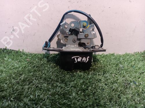 Used Tailgate lock NISSAN ALMERA TINO (V10) 2.2 dCi (115 hp) 16074124