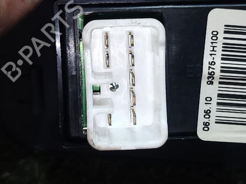 Right front window switch KIA CEE'D Hatchback (ED) 1.6 CRDi 90 | BP26134217I26 
