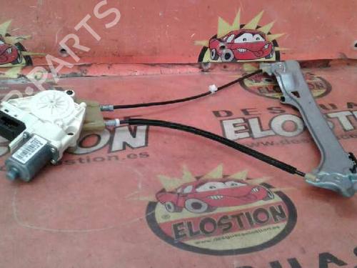 Used Rear left window mechanism RENAULT LAGUNA III (BT0/1) 2.0 dCi (BT01, BT08, BT09, BT0E, BT0K, BT12, BT1C, BT1D,... (150 hp) 7925366