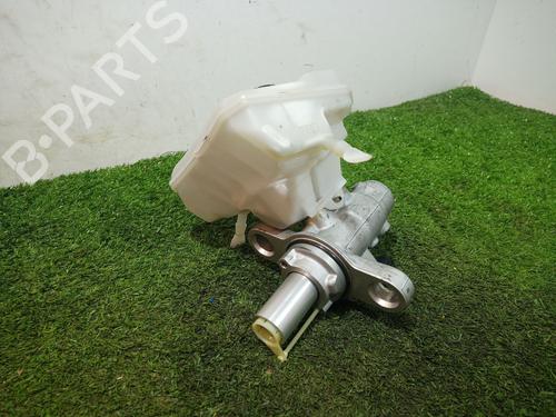 Used Brake master cylinder AUDI Q5 (FYB, FYG) 2.0 TDI quattro (163 hp) 23856141