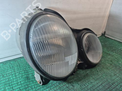 Right headlight MERCEDES-BENZ E-CLASS (W210) E 320 CDI (210.026) | BP31184084C29