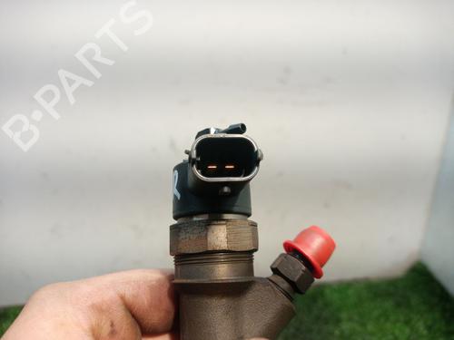 Injector CHRYSLER VOYAGER / GRAND VOYAGER IV (RG) 2.5 CRD | BP17327086M100 