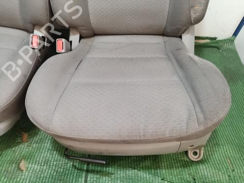 Seats set KIA SORENTO I (JC) 2.5 CRDi 4WD | BP21757371C78