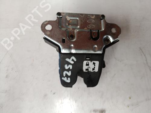 Tailgate lock HYUNDAI SONATA IV (EF) 2.0 CRDi Dynamic BP10191170C101