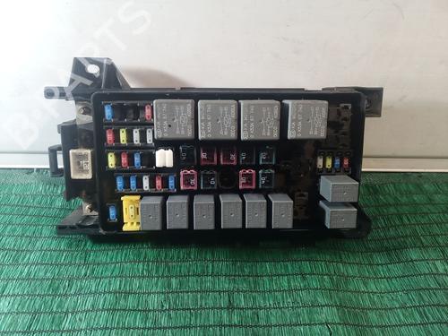 Used Fuse box KIA SORENTO I (JC) 2.5 CRDi 4WD (140 hp) 30754817