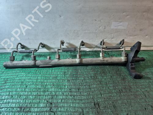 Used Injection rail Injection rail BMW 5 (E39) [1995-2003] 33650051 33650051