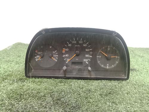 Used Instrument cluster MERCEDES-BENZ VITO Van (W638) [1997-2003]  18143184
