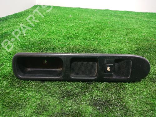 Used Right front window switch PEUGEOT 307 (3A/C) [2000-2012]  13398661