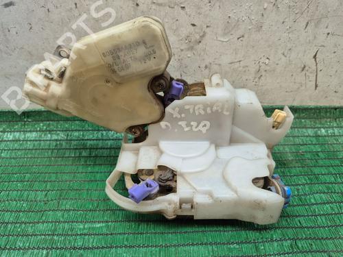 Used Front left lock NISSAN X-TRAIL I (T30) [2001-2013]  27242259
