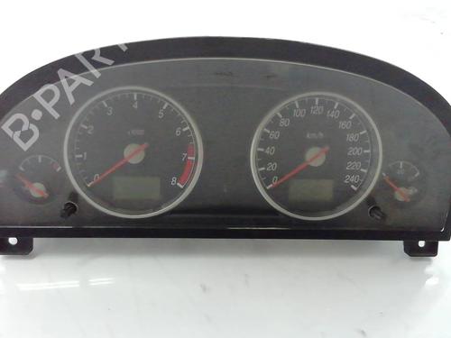 Used Instrument cluster FORD MONDEO III (B5Y) [2000-2007]  8247151
