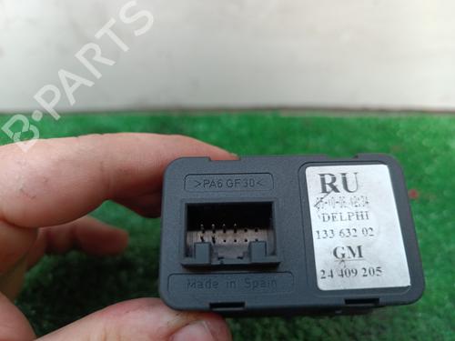 Left front window switch OPEL COMBO Box Body/MPV 1.3 CDTI 16V | BP13754412I27 