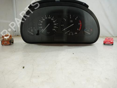 Used Instrument cluster BMW 5 (E39) 525 td (116 hp) 11134095