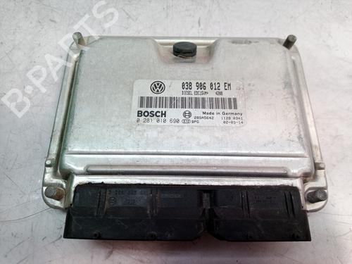 Used Engine control unit (ECU) SEAT IBIZA III (6L1) 1.9 SDI (64 hp) 7923975