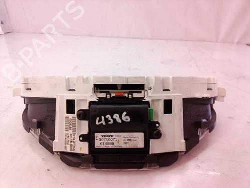 Instrument cluster VOLVO V50 (545) 2.0 D | BP8313319C47 