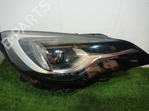 Used Right headlight OPEL ASTRA K (B16) 1.6 CDTi (68) (136 hp) 26321286