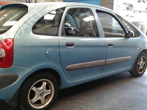 Left front door CITROËN XSARA PICASSO (N68) 2.0 HDi | BP13325671C2 
