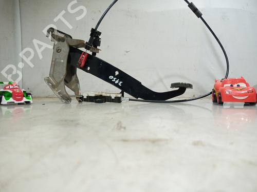 Used Break pedal MITSUBISHI PAJERO III (V7_W, V6_W) [1999-2007]  11223011