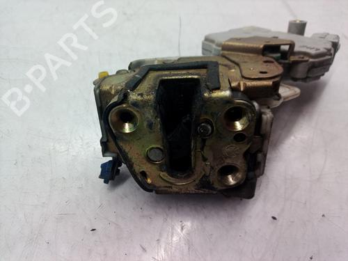 Front left lock NISSAN TERRANO II (R20) 2.7 TDi 4WD | BP8879055C98 