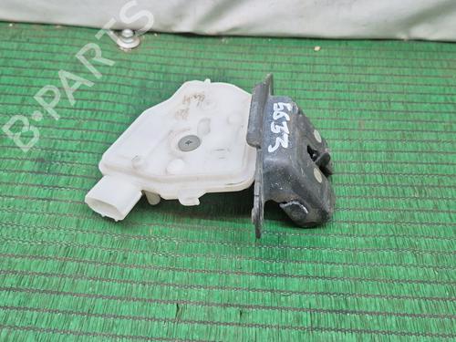 Used Tailgate lock TOYOTA YARIS (_P13_) 1.5 Hybrid (NHP130_, NHP130) (101 hp) 29276873