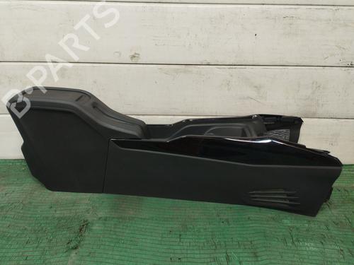 Console central Console central PEUGEOT 2008 I (CU_) 1.5 BlueHDI 120 (120 hp) 36013825 36013825