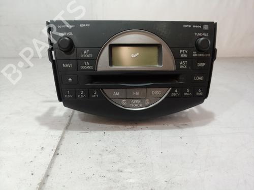 Used Radio TOYOTA RAV 4 III (_A3_) 2.2 D 4WD (ALA30_, ALA30R) (136 hp) 10136557