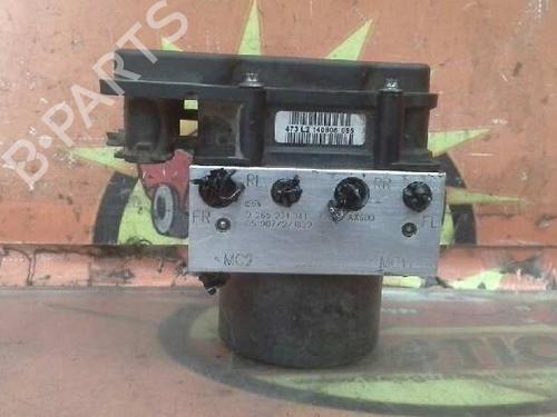 Used ABS pump NISSAN MICRA III (K12) 1.5 dCi (86 hp) 7924248