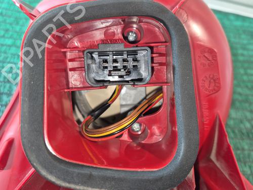 Feu arrière droit VW PASSAT B6 Variant (3C5) 1.9 TDI | BP30963497C35 