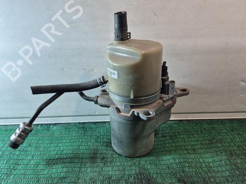 Used Steering pump VOLVO V50 (545) 1.8 (125 hp) 31924496