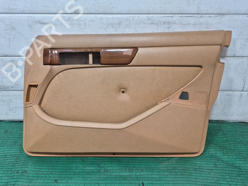 Høyre frontpanel Høyre frontpanel MERCEDES-BENZ /8 (W114) 280 (114.060) (160 hp) 37027483 37027483