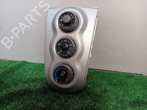 Commande Chauffage TOYOTA YARIS (_P9_) 1.3 VVT-i (SCP90_, SCP90R) | BP14361949I5 