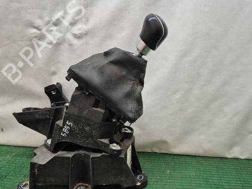 Used Gear lever FORD FOCUS III 1.0 EcoBoost (125 hp) 27340460