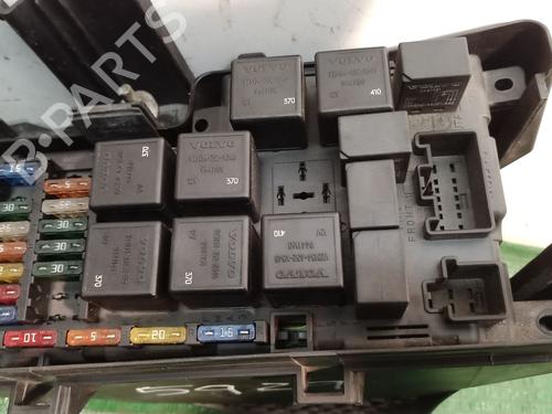 Fuse box VOLVO V70 II (285) 2.4 T | BP28418465E1