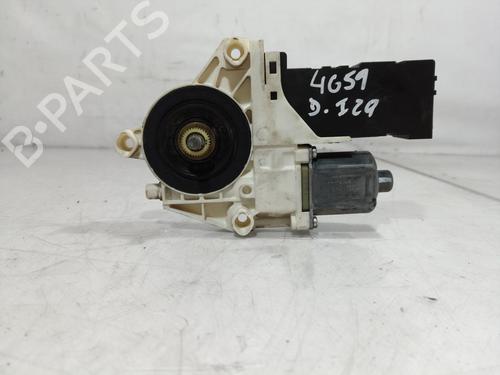 Rudehejsemotor forskærm venstre PEUGEOT 407 (6D_) 2.0 HDi 135 (6DRHRH, 6DRHRE, 6DRHRG, 6DRHRJ) (136 hp) 10048103