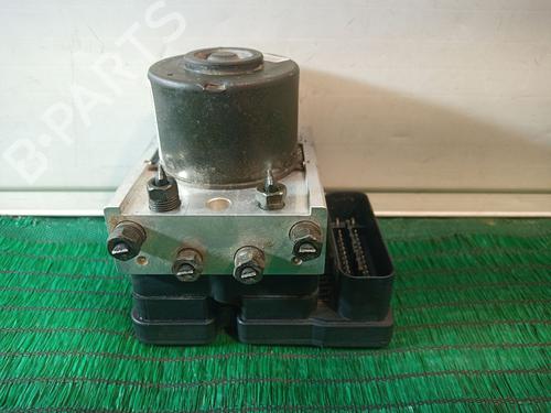 Używane Pompa ABS SUZUKI IGNIS II (MH) 1.5 (RM415) (99 hp) 31188400