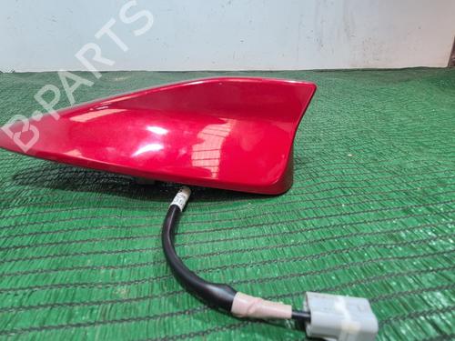 Antenne/Base MAZDA CX-5 (KE, GH) 2.2 D (KE2FW) (150 hp) 27297782